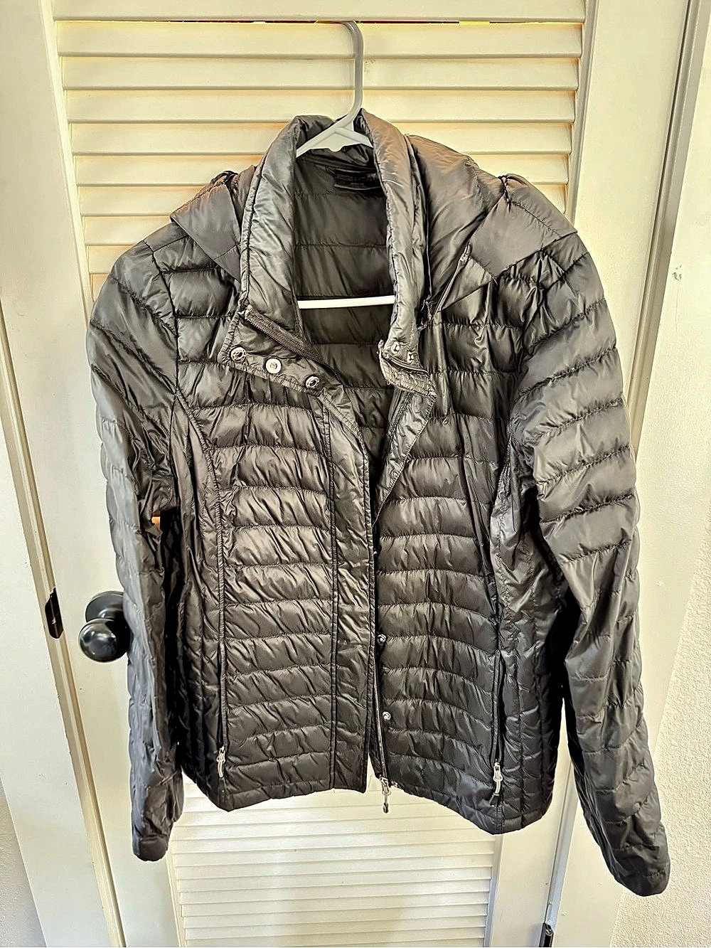 32 Degrees Heat Black Lightweight Puffer Jacket – Size L